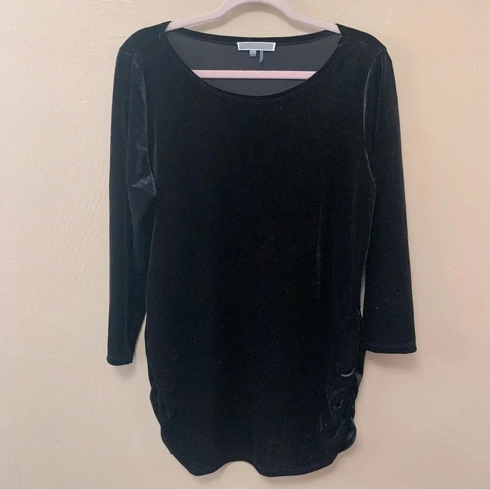 Liquid by Sioni Black Velvet Top Large